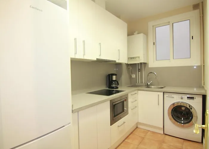 Corsega - Apartment In The Center Of Barcelona